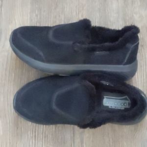Sketchers shoes